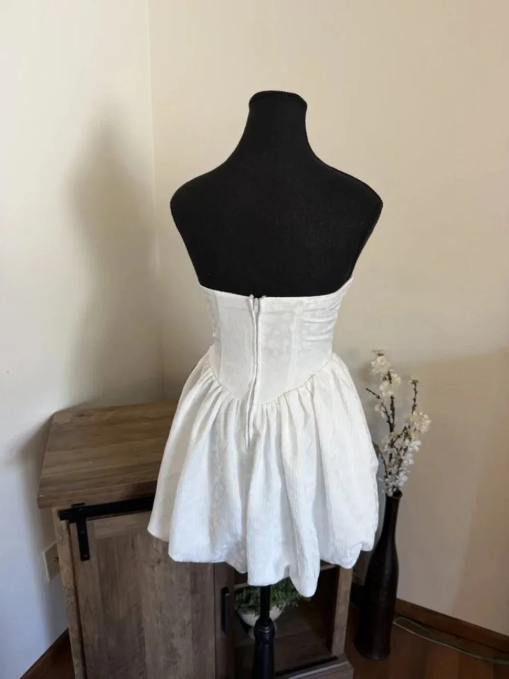 B. Darlin Juniors' Size 1/2 Jacquard Strapless Bubble Dress - Picture 2 of 4